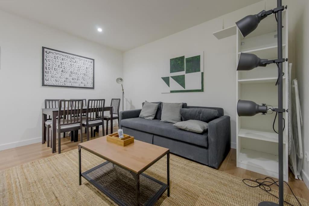مدريد Cozy Apt Para 6Pax A Escasos Metros Del Retiro المظهر الخارجي الصورة