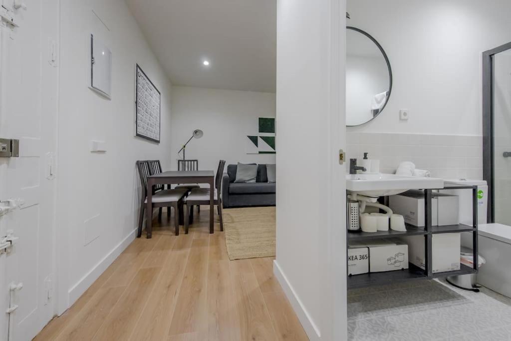 مدريد Cozy Apt Para 6Pax A Escasos Metros Del Retiro المظهر الخارجي الصورة