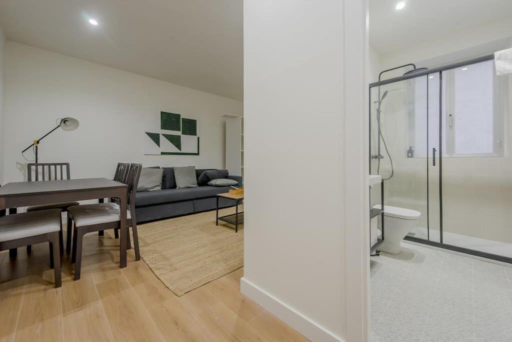 مدريد Cozy Apt Para 6Pax A Escasos Metros Del Retiro المظهر الخارجي الصورة